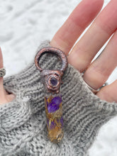 Load image into Gallery viewer, Amethyst and Flower Resin Crystal Pendant
