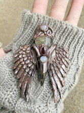 Load image into Gallery viewer, Raven Queen Rhea