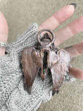 Load image into Gallery viewer, Raven Queen Rhea