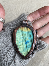 Load image into Gallery viewer, The Lizard King Labradorite Pendant
